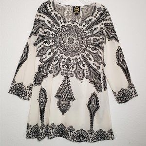 NWT AMERI MODE X/XL Black/White Sparkly Tunic